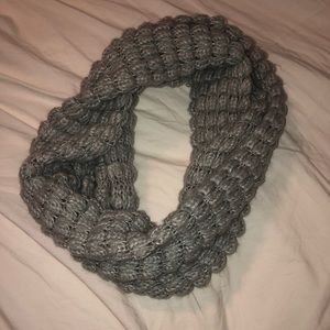 American eagle infinity scarf